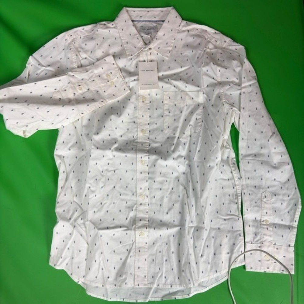 Free Assembly Button Up Shirt‎ Mens L White Navy Arrow Print Snowy Egret AOP NWT